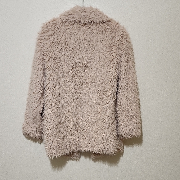 Thread & Supply Gold Cream Teddy Jacket Oversized Fuzzy - Picture 9 of 11